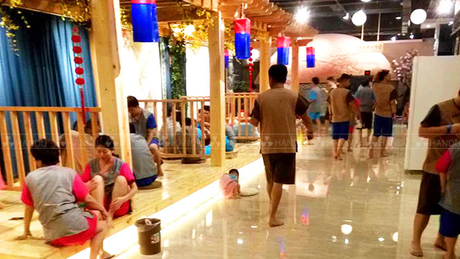 玉石窯洞汗蒸房(fáng)外(wài)景